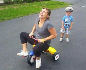 Весёлые картинки про молодых мам